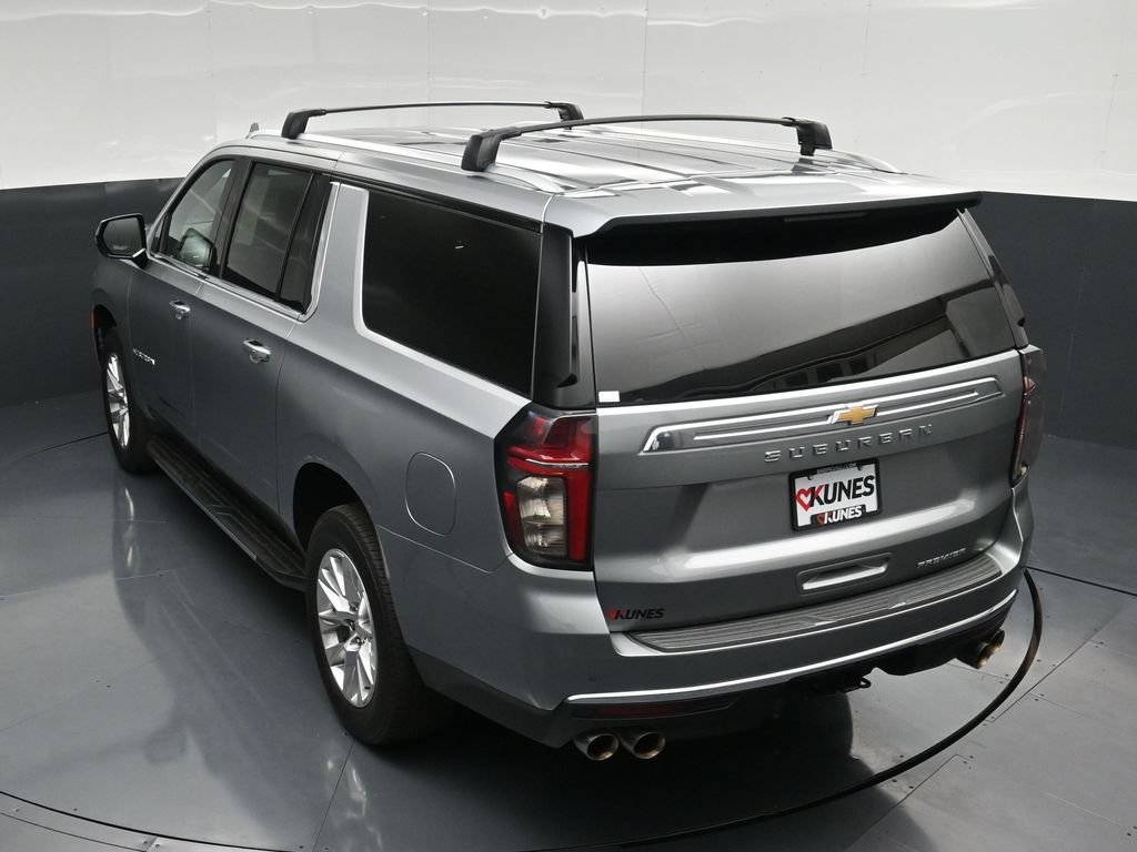 Used 2023 Chevrolet Suburban Premier AWD/4WD image 59