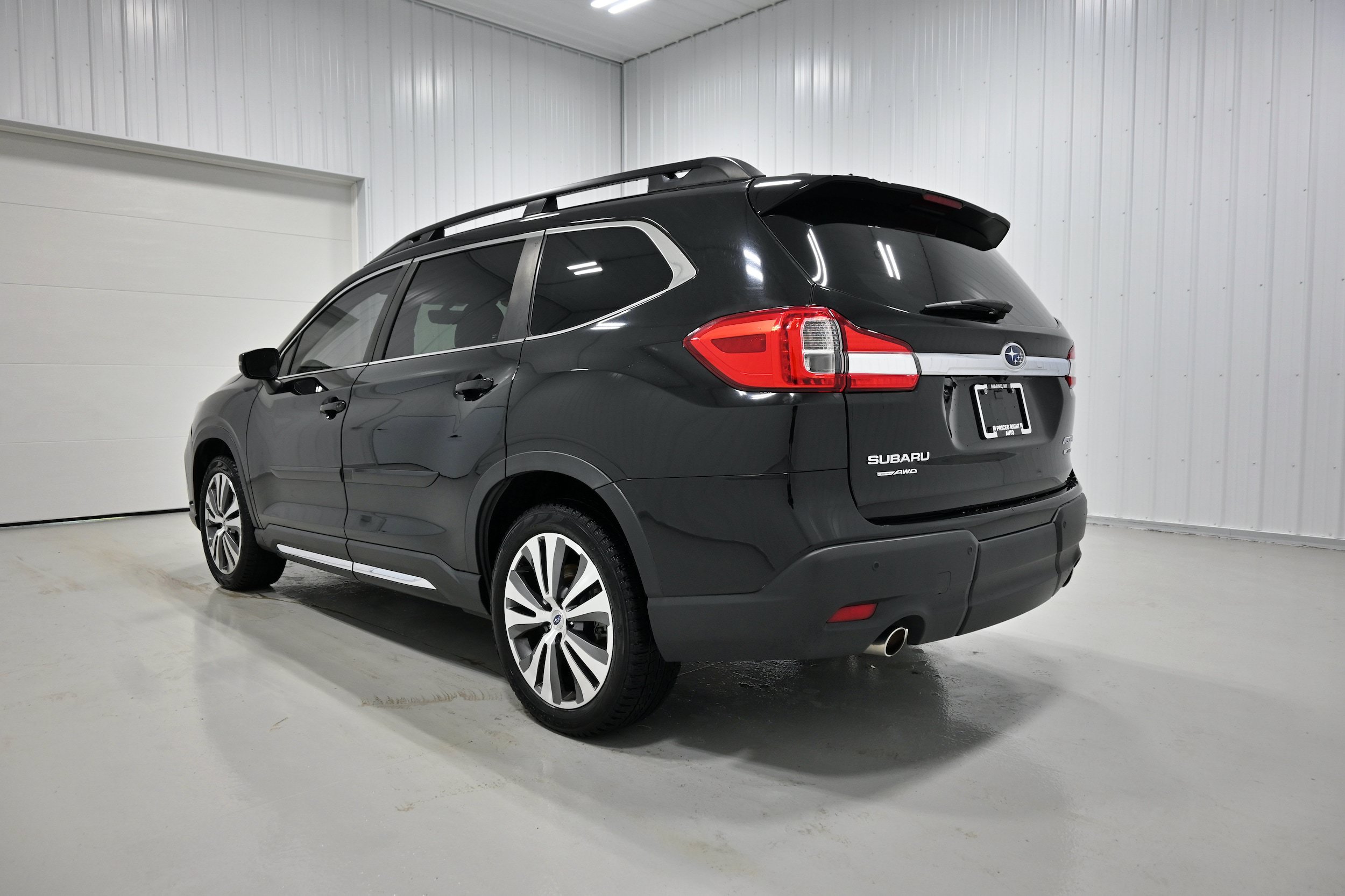 Used 2022 Subaru Ascent Limited w/ Technology Package AWD/4WD image 35