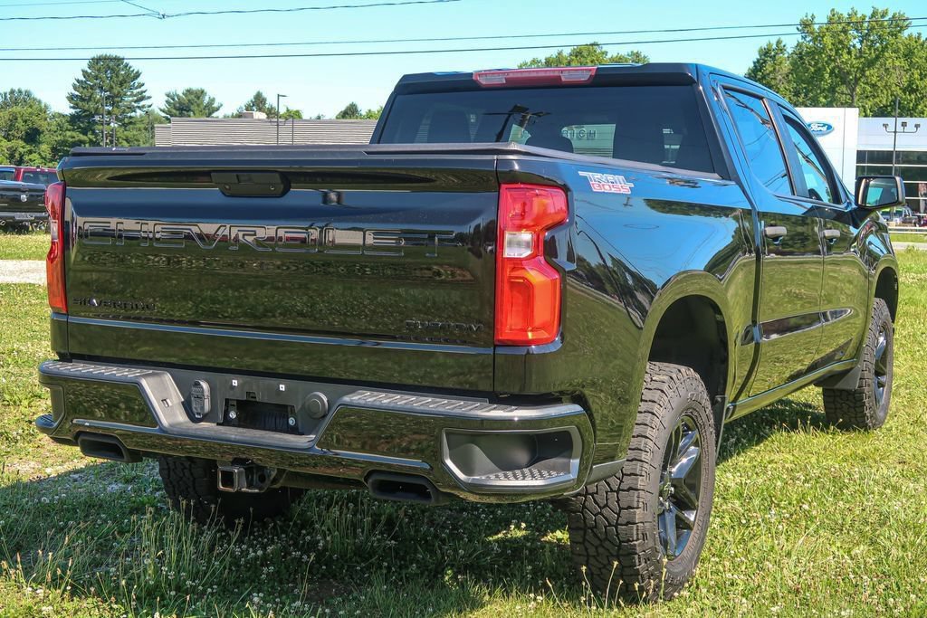 Used 2021 Chevrolet Silverado 1500 Custom Trail Boss w/ Midnight Edition AWD/4WD image 10