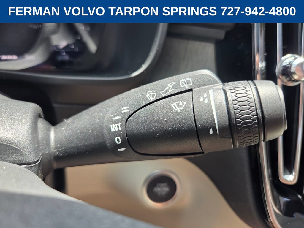 New 2026 Volvo XC40 B5 Plus w/ Protection Package Premier AWD/4WD image 32