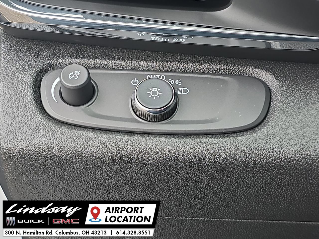 New 2026 Buick Envista Sport Touring w/ Convenience I Package FWD image 18