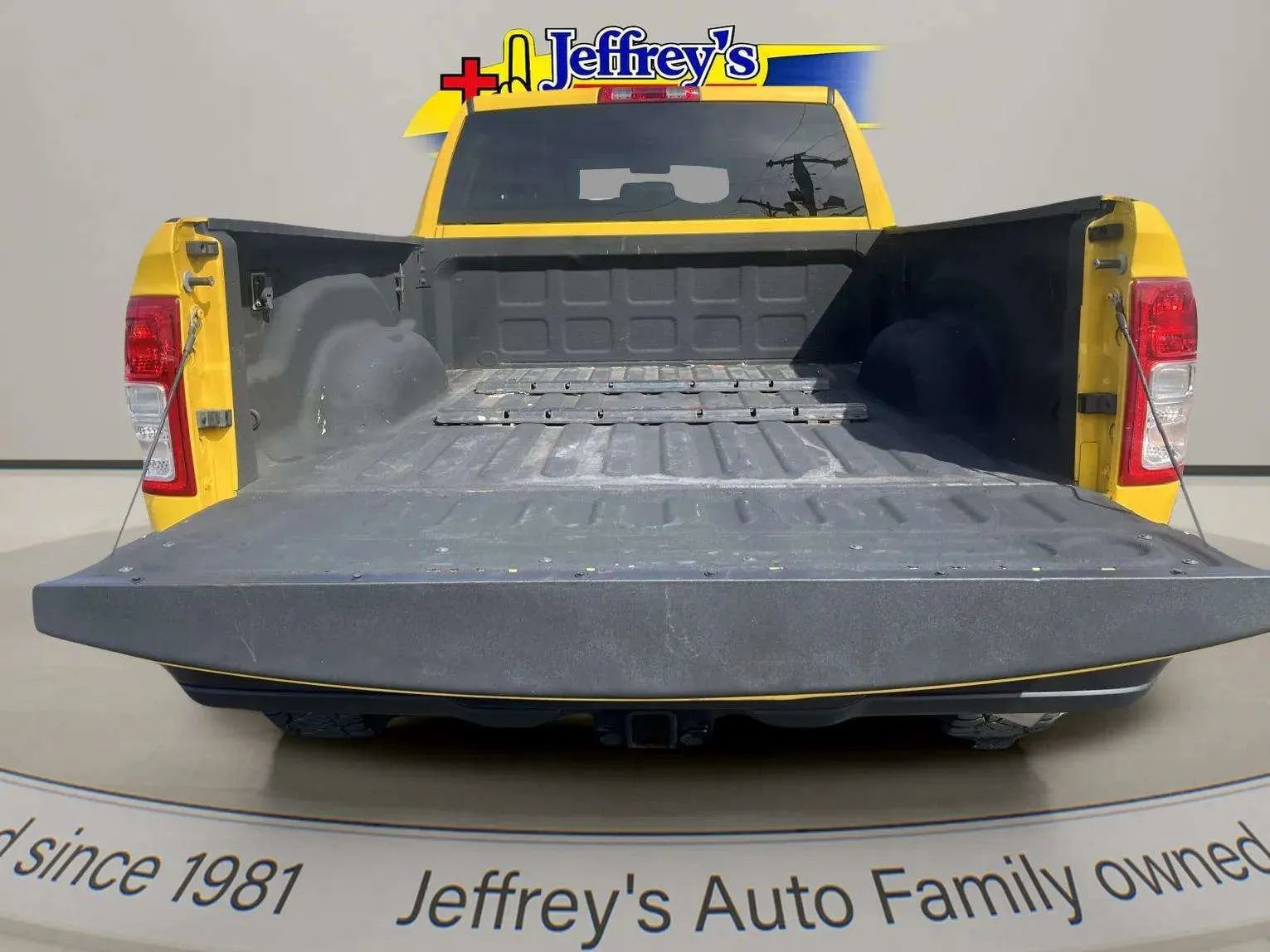 Used 2022 RAM 2500 Tradesman image 9