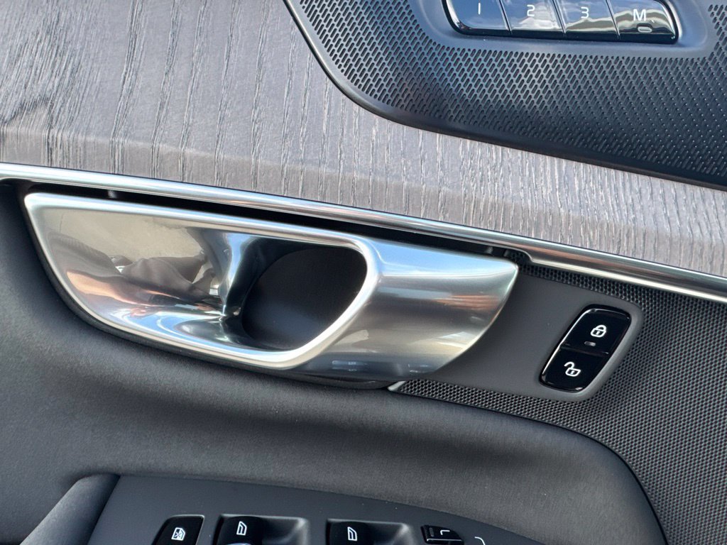 New 2027 Volvo XC90 T8 Ultra AWD/4WD image 19