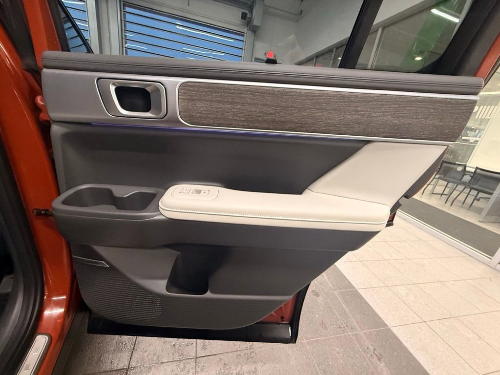 Used 2025 Hyundai Santa Fe Calligraphy image 49