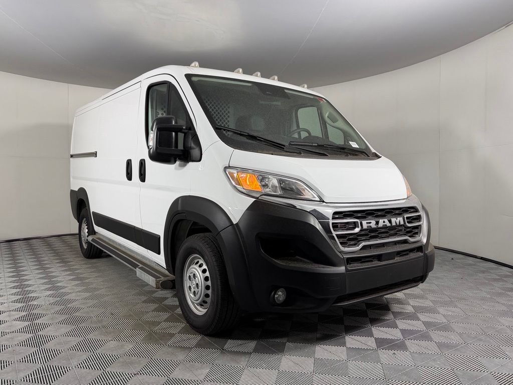 Used 2025 RAM ProMaster 2500 w/ U-Haul Equipment Group FWD image 5