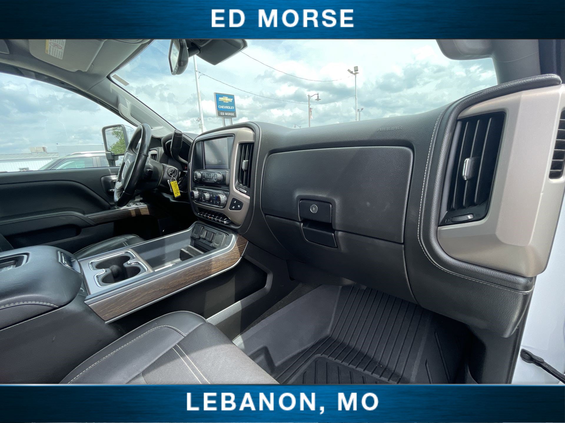 Certified 2017 GMC Sierra 2500 Denali w/ Duramax Plus Package image 26