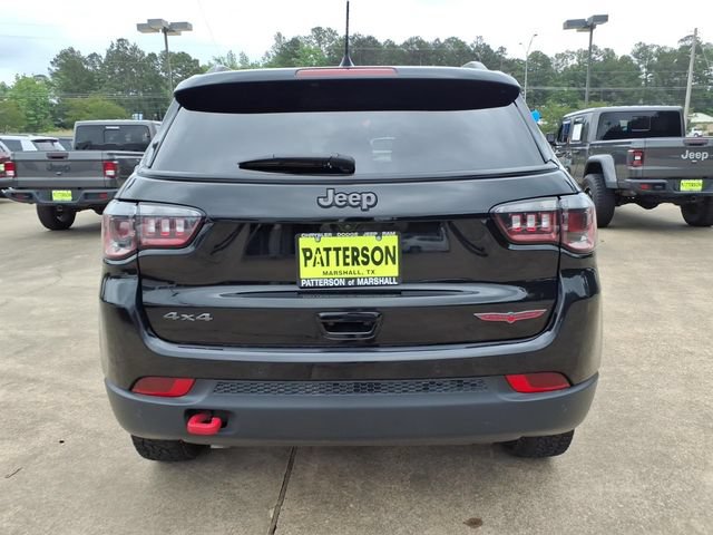 Used 2025 Jeep Compass Trailhawk AWD/4WD image 3