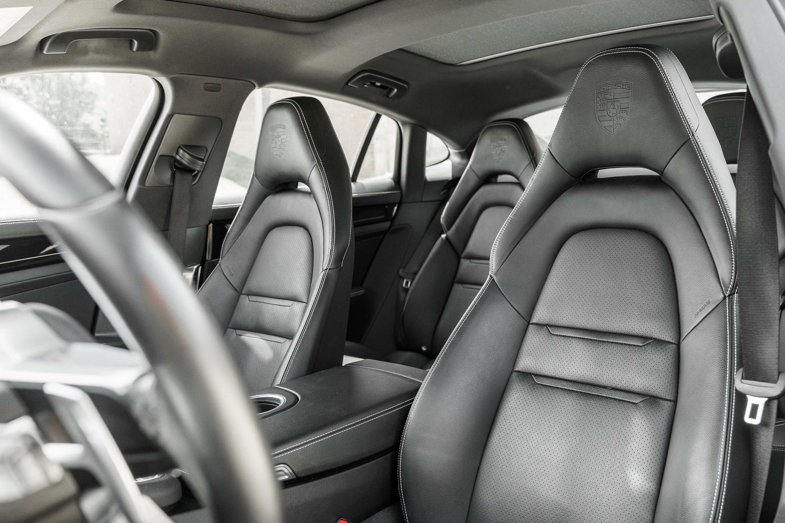 Used 2020 Porsche Panamera 4 image 21