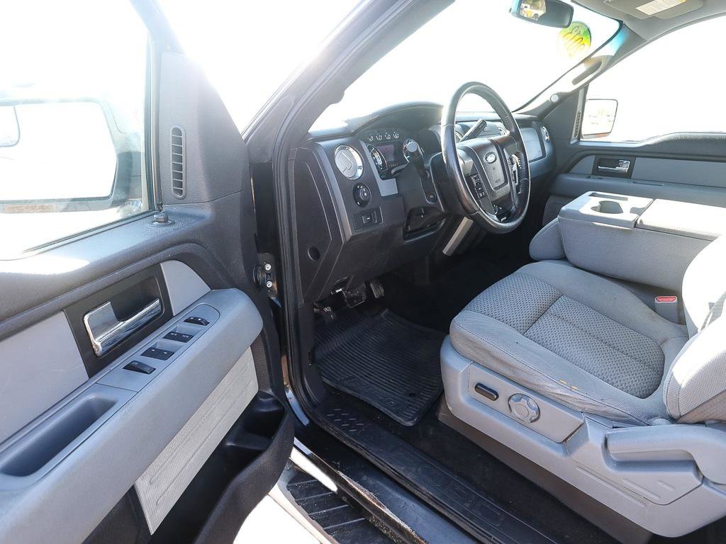 Used 2013 Ford F150 XLT w/ Luxury Equipment Group image 12