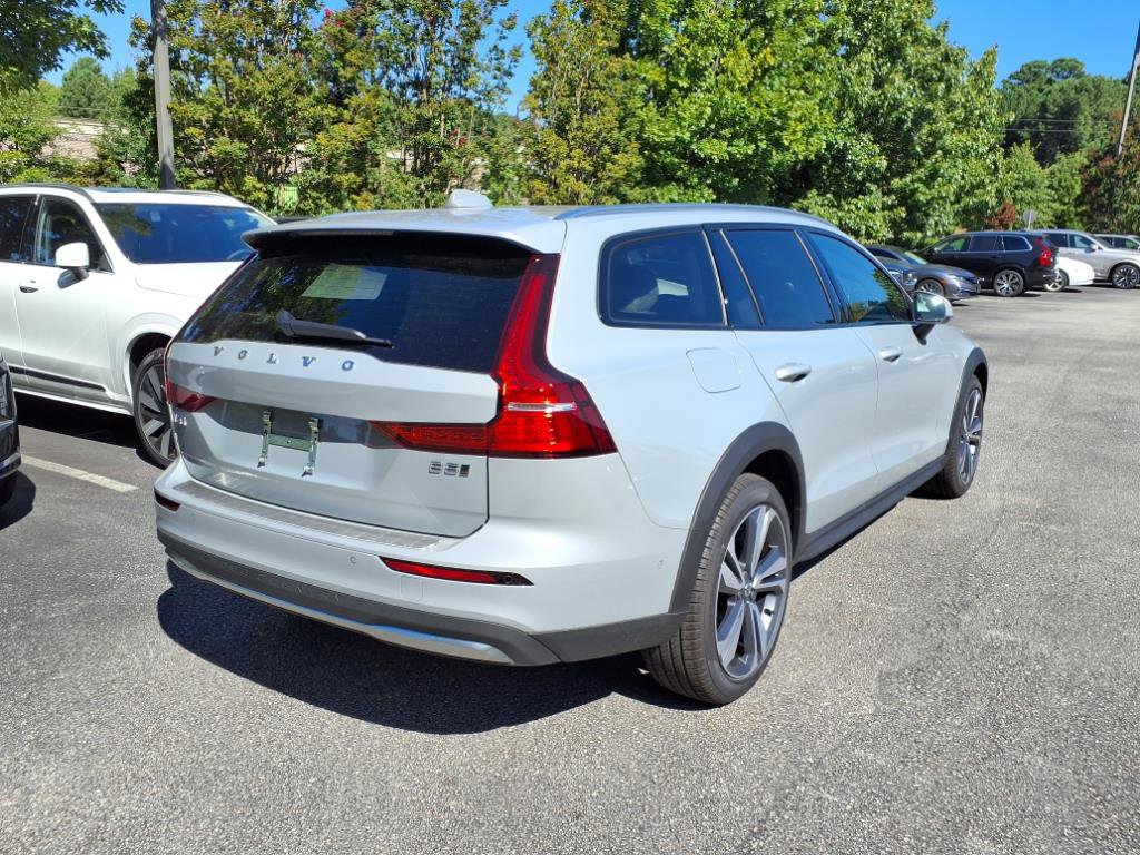 New 2026 Volvo V60 B5 Cross Country Plus w/ Protection Package Premier image 3