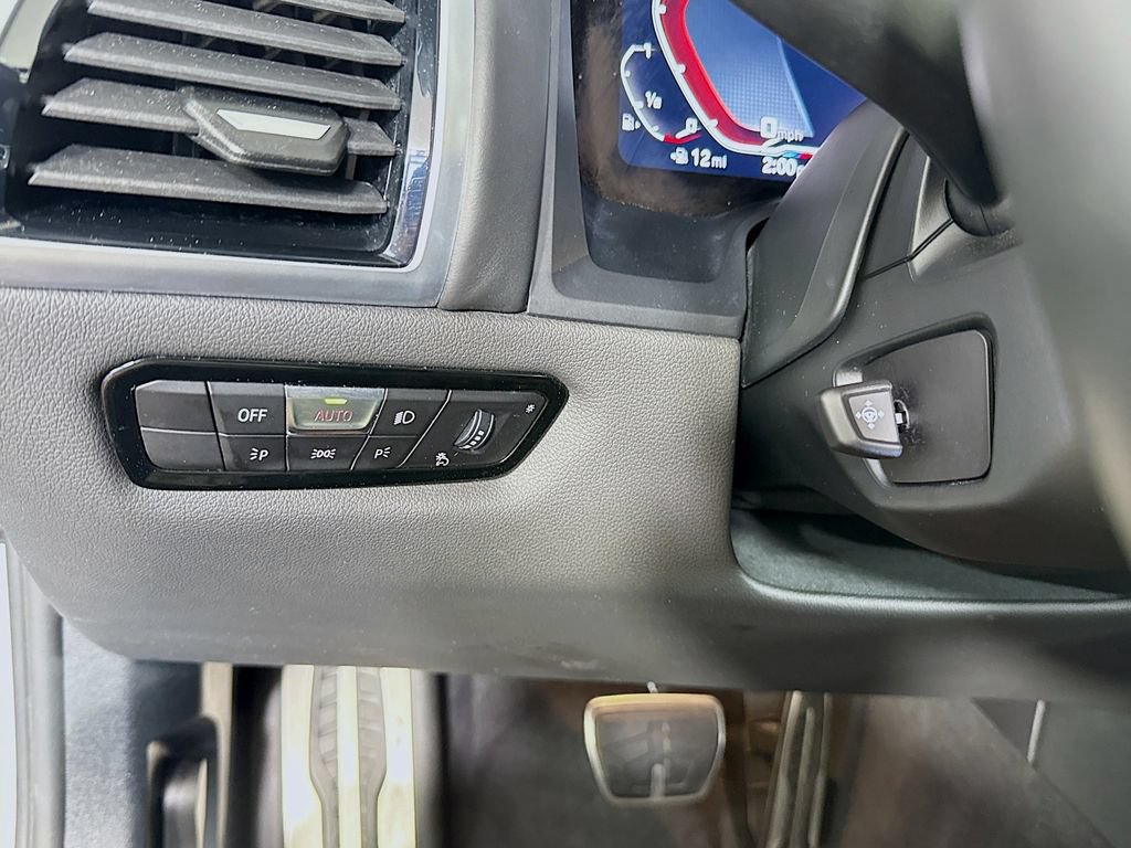 Used 2024 BMW M850i xDrive Coupe AWD/4WD image 19