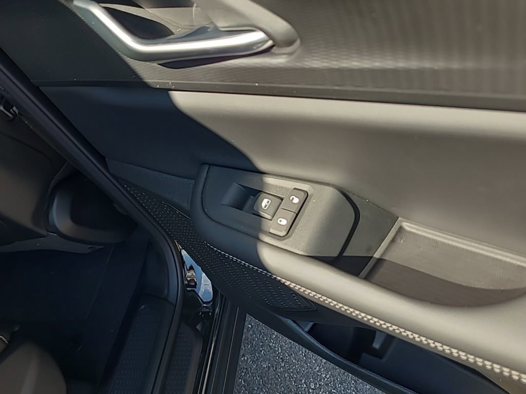 New 2025 Jeep Grand Cherokee L Altitude image 21