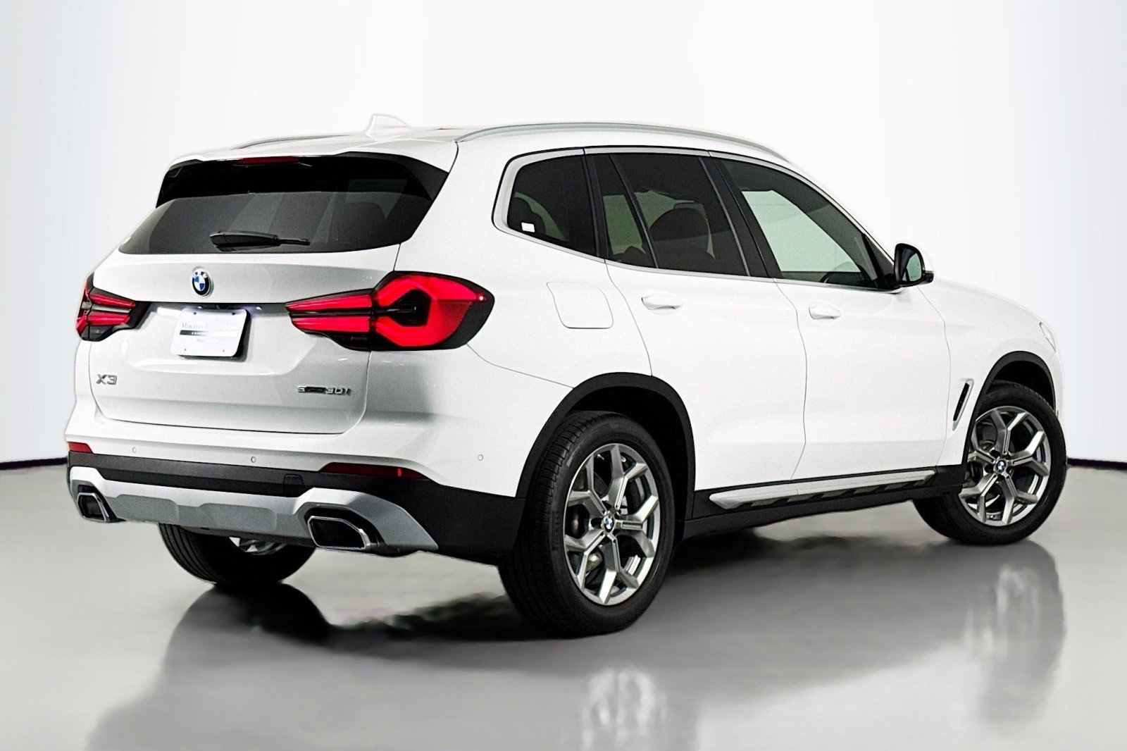 Used 2024 BMW X3 sDrive30i w/ Convenience Package image 12