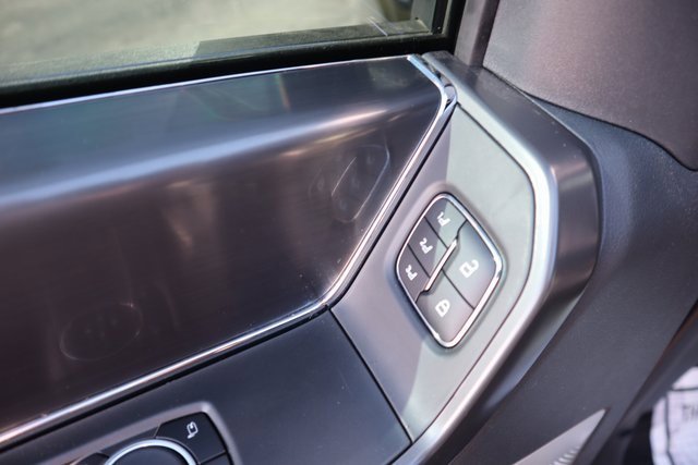 Used 2025 Ford F150 Lariat w/ Equipment Group 502A High image 8