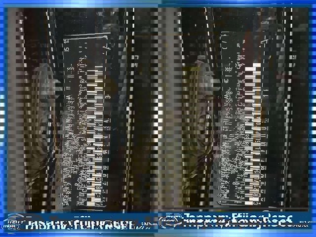 Used 2015 Toyota Sienna XLE Premium w/ Four Season Floor Mat Package image 21