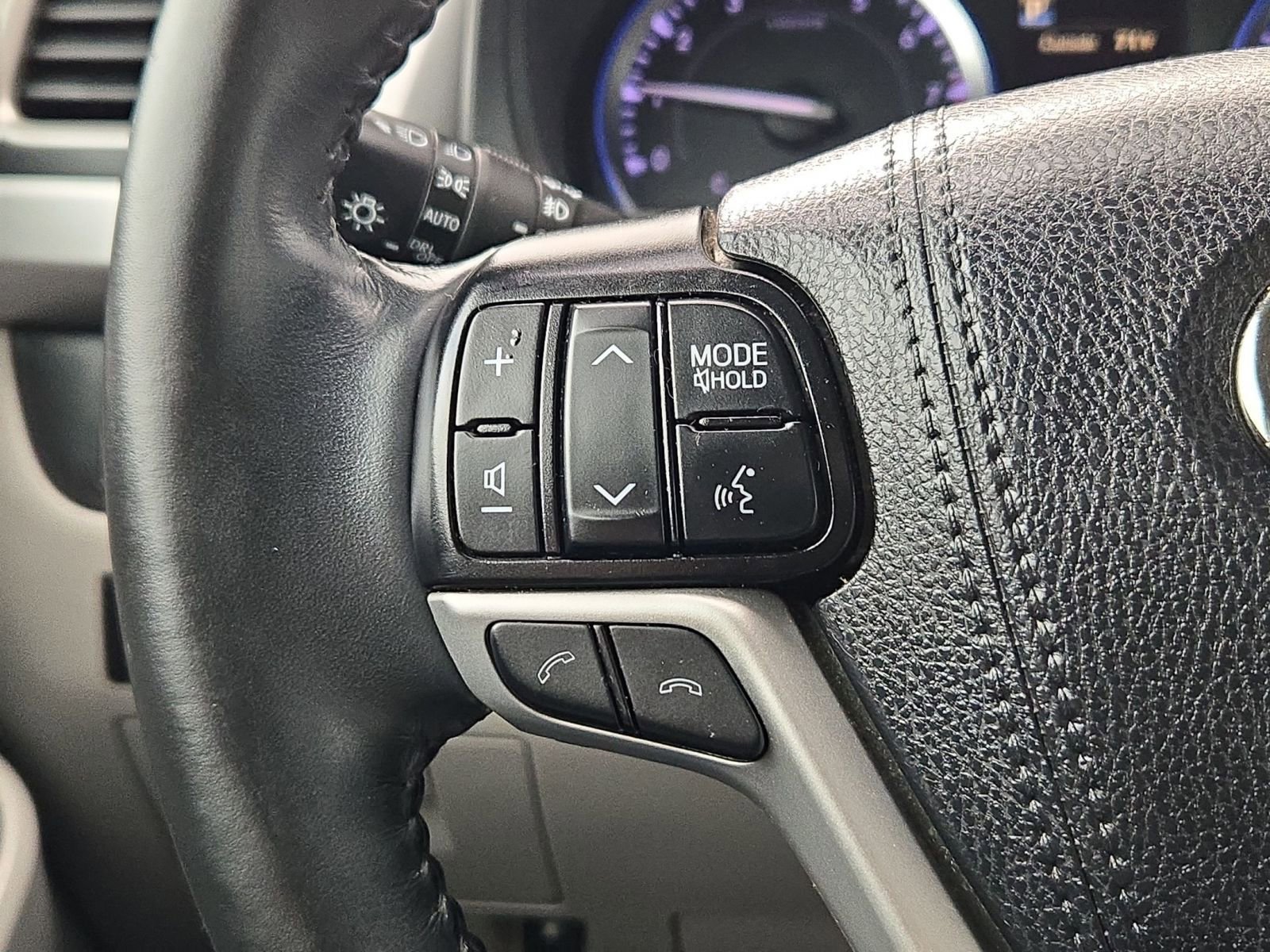 Used 2019 Toyota Highlander XLE image 13