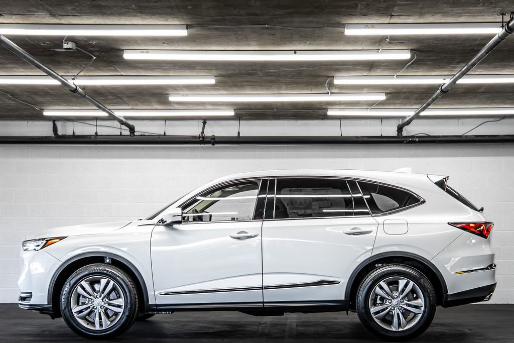 New 2026 Acura MDX SH-AWD image 2