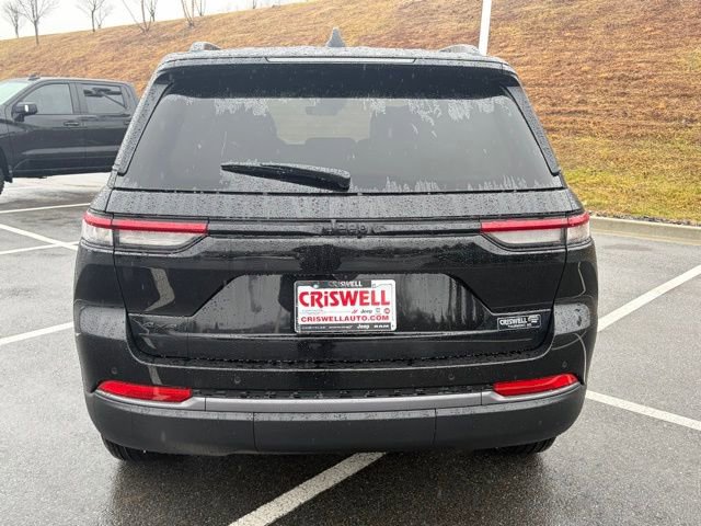 New 2026 Jeep Grand Cherokee Altitude AWD/4WD image 39