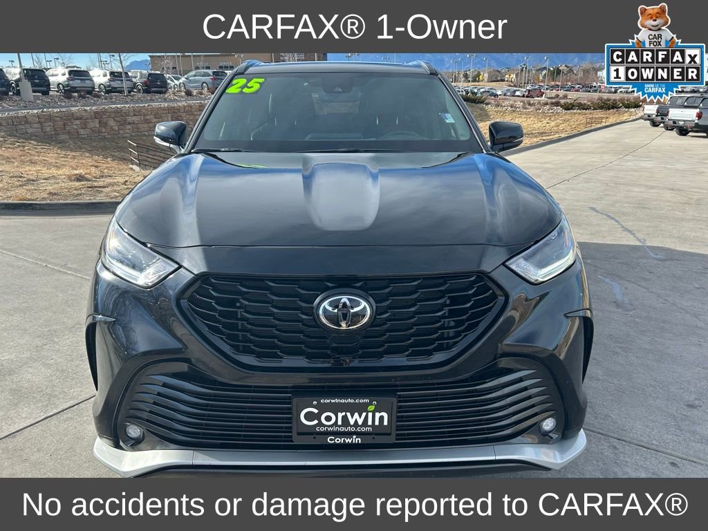 Used 2025 Toyota Highlander XSE image 2