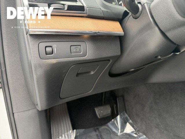 Used 2018 Volvo XC90 T6 Inscription w/ Convenience Package AWD/4WD image 14