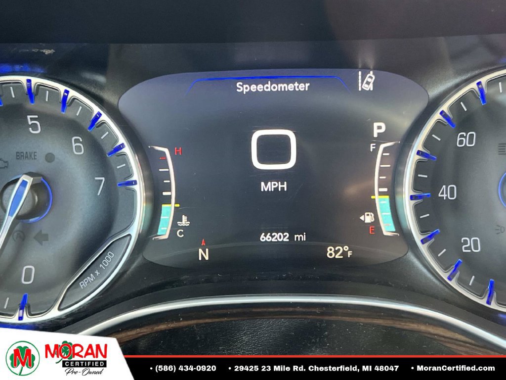 Used 2021 Chrysler Pacifica Limited AWD/4WD image 22