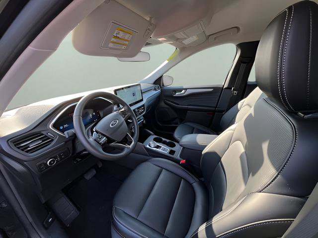 Used 2025 Ford Escape Platinum image 13