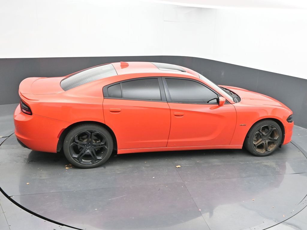 Used 2017 Dodge Charger R/T w/ Plus Group image 37