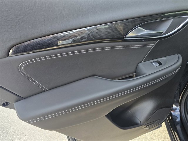 Used 2023 Buick Envision Essence image 13