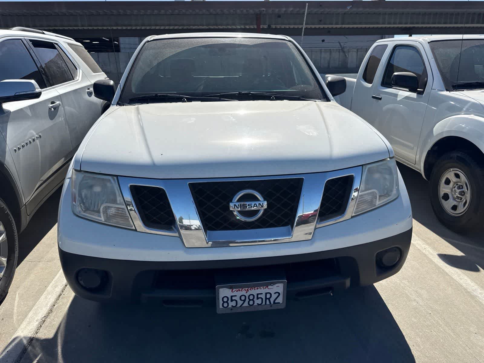 Used 2019 Nissan Frontier S RWD image 2