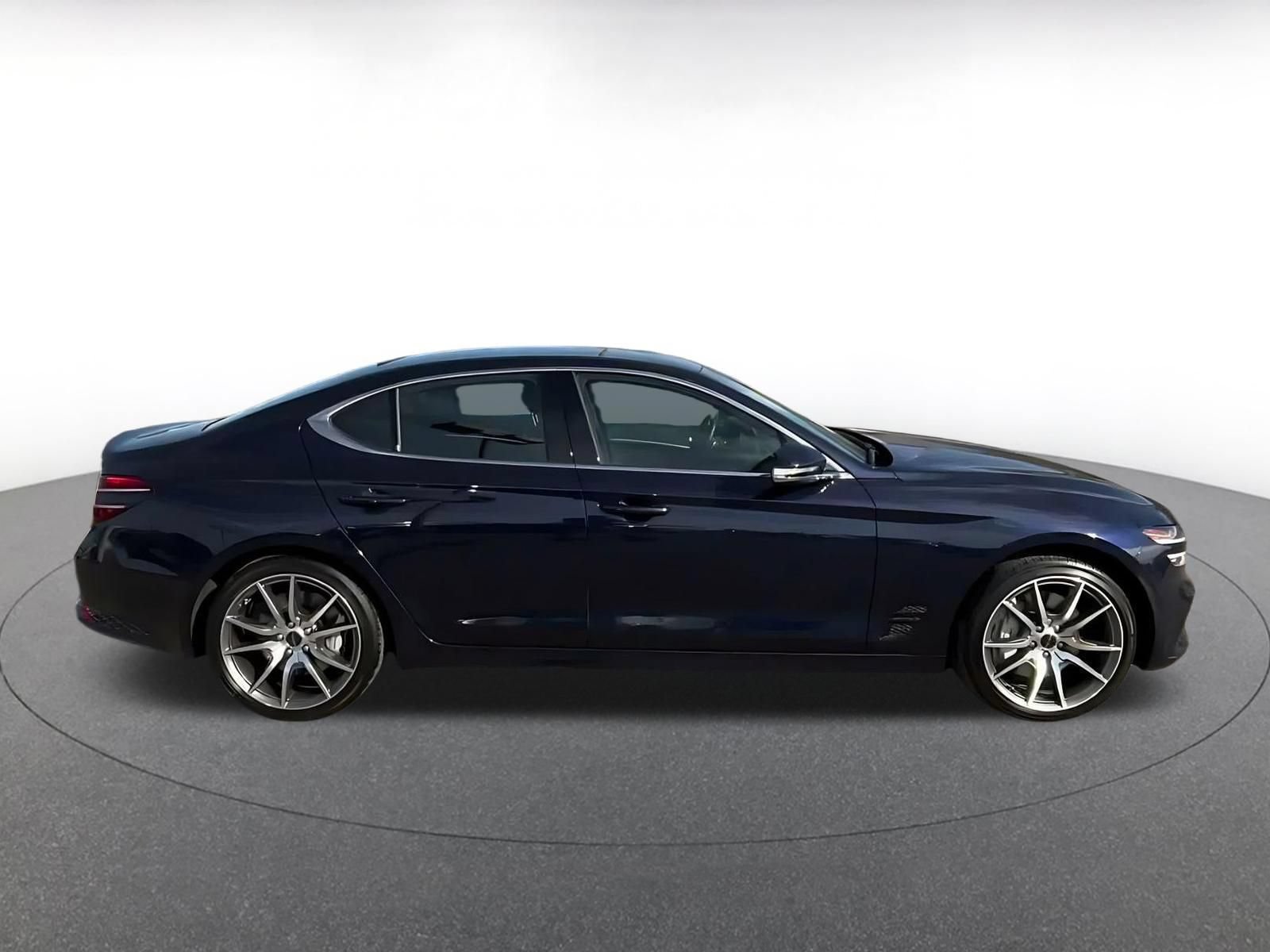 Used 2026 Genesis G70 2.5T RWD image 15
