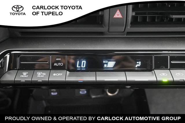 Used 2026 Toyota Prius LE FWD image 32