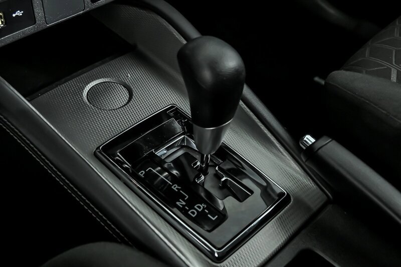 Used 2020 Mitsubishi Outlander Sport ES FWD image 30
