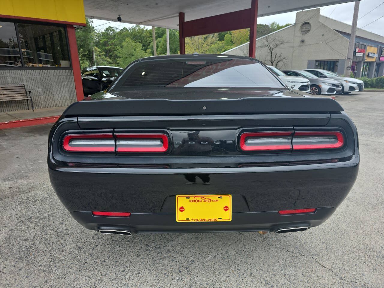 Used 2022 Dodge Challenger GT w/ Performance Handling Group RWD image 5