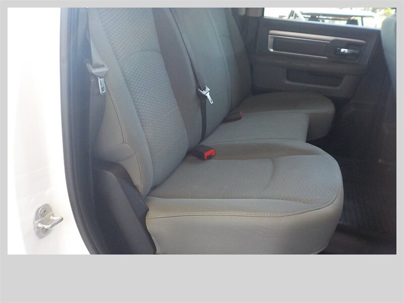 Used 2015 RAM 3500 SLT AWD/4WD image 23