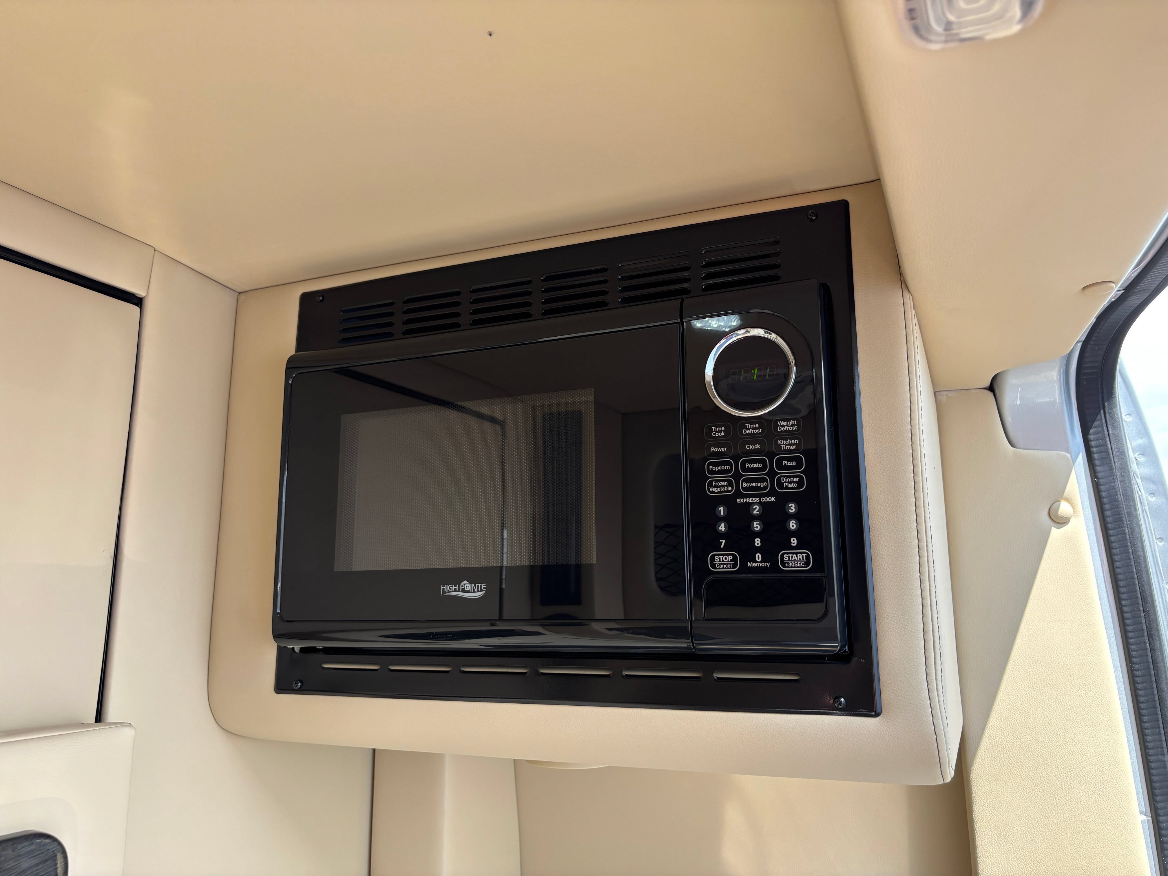Used 2020 Mercedes-Benz Sprinter 2500 w/ Windows All Around Package image 16