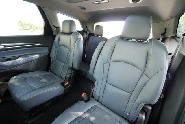Used 2021 Buick Enclave Premium w/ Sun and Sites Package AWD/4WD image 23
