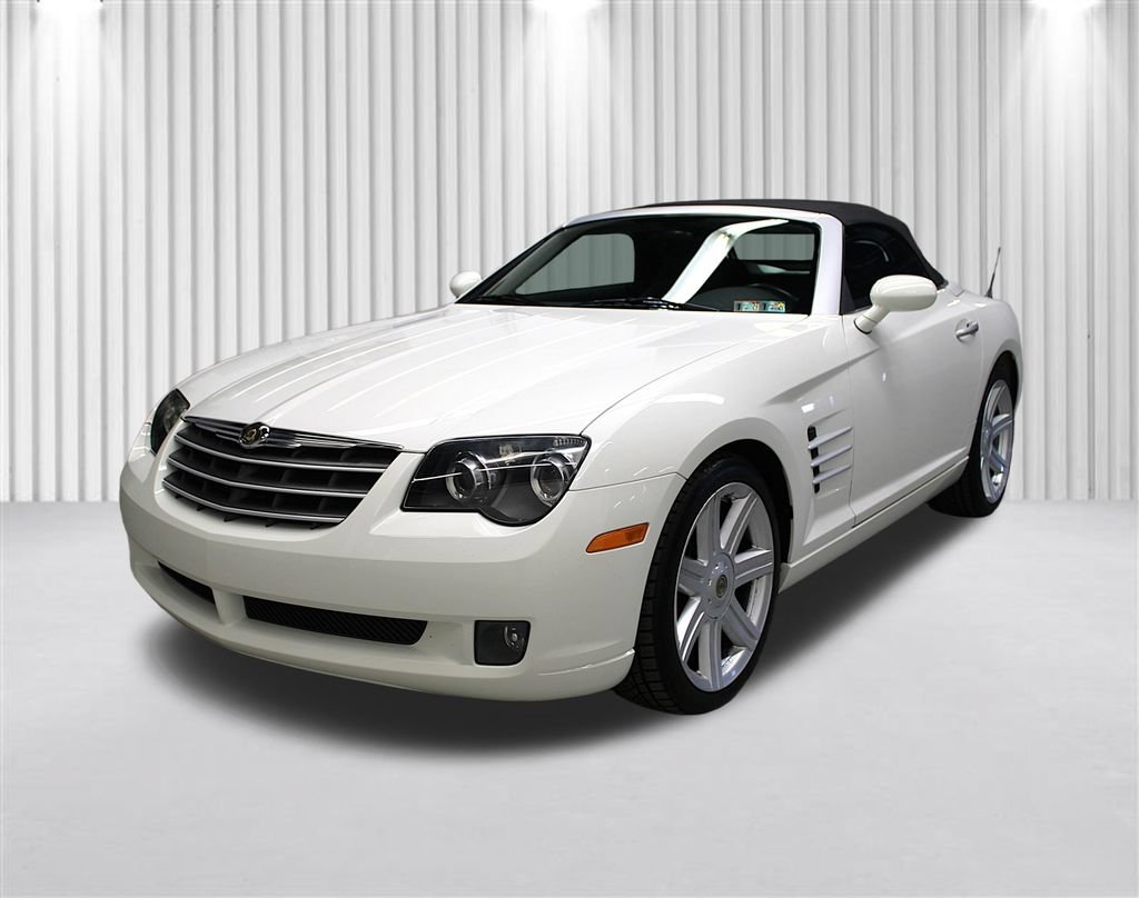 Used 2005 Chrysler Crossfire Limited RWD image 8