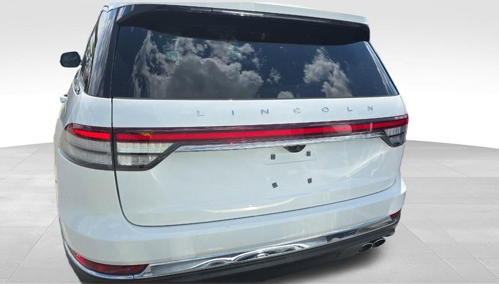 Used 2021 Lincoln Aviator Reserve w/ Elements Package Plus AWD/4WD image 5