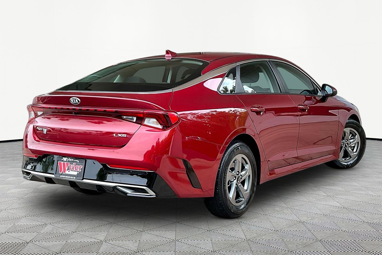 Used 2021 Kia K5 LXS FWD image 6