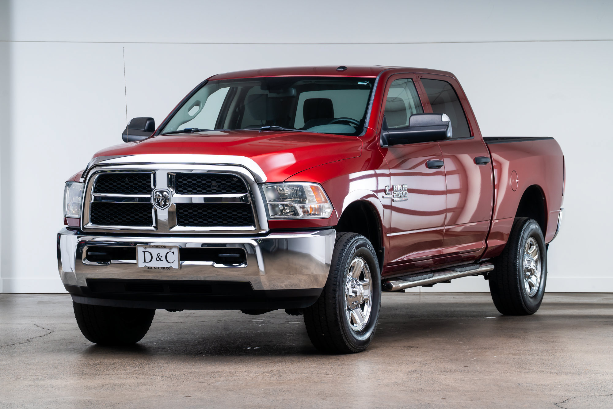 Used 2014 RAM 2500 Tradesman w/ Chrome Appearance Group AWD/4WD image 3