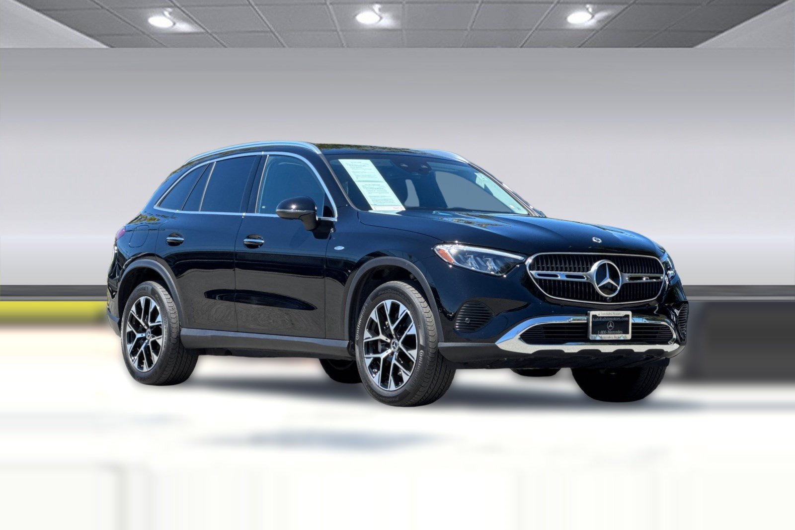 Used 2025 Mercedes-Benz GLC 350e 4MATIC image 7