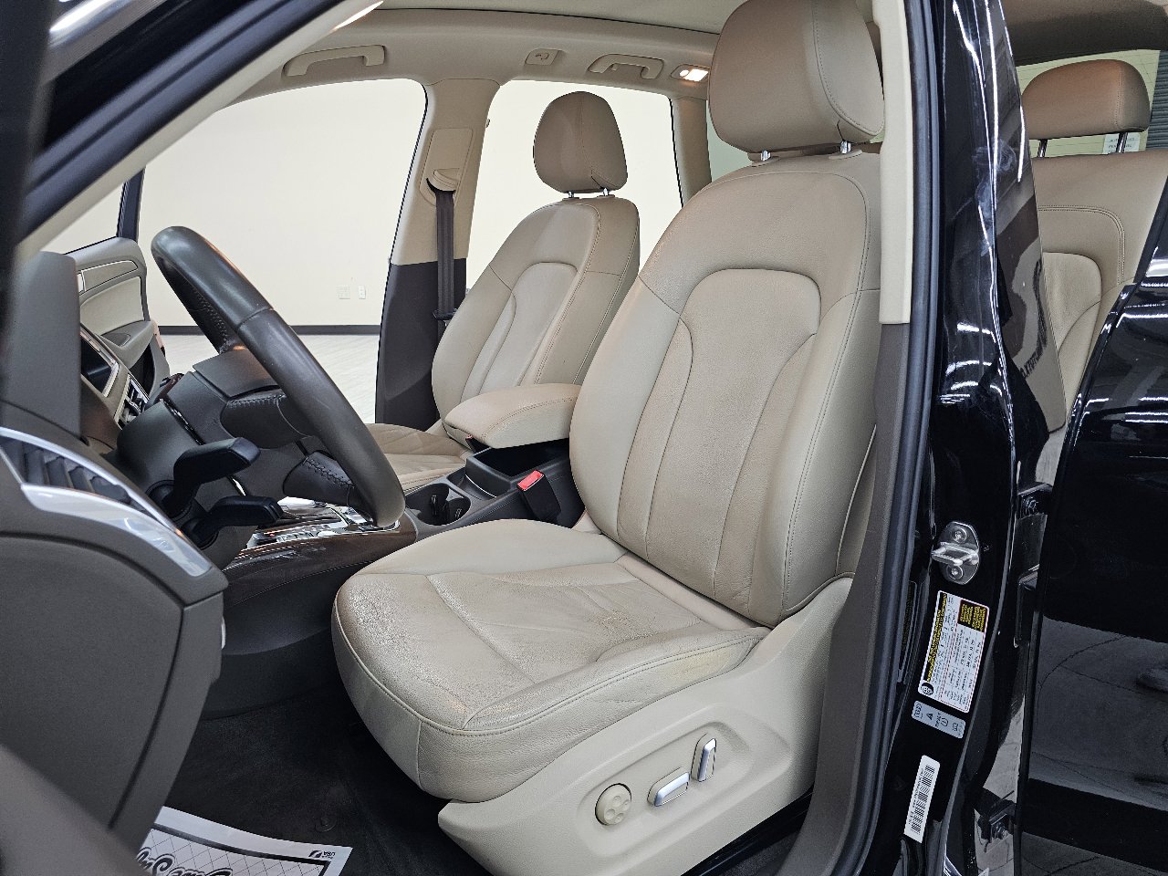 Used 2017 Audi Q5 2.0T Premium Plus w/ Technology Package image 18