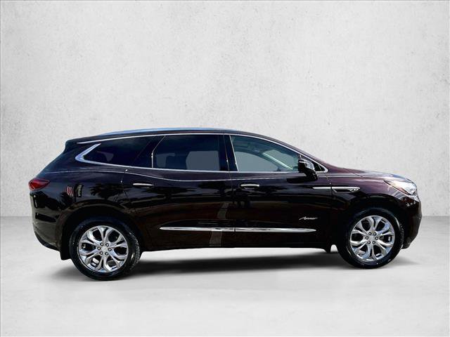Used 2020 Buick Enclave Avenir w/ Avenir Technology Package FWD image 5