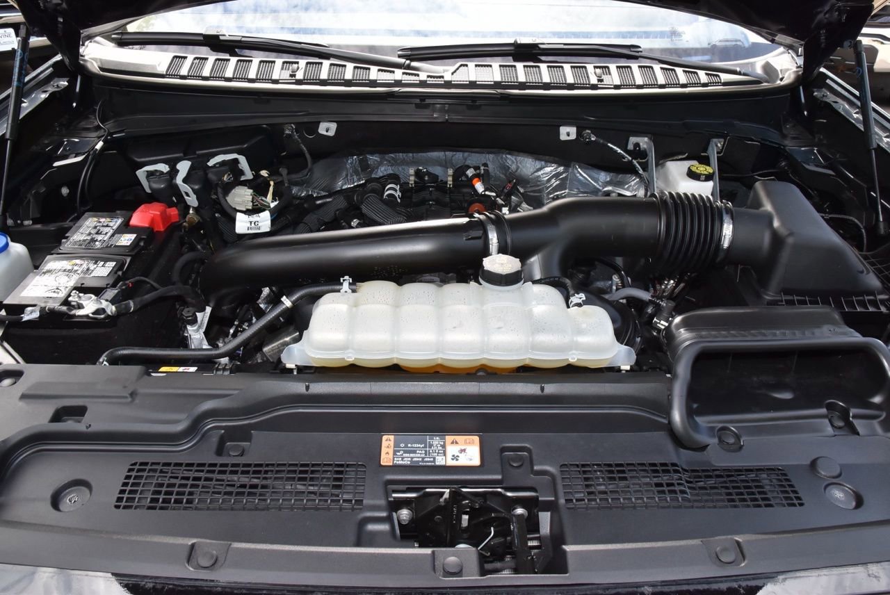 Certified 2025 Ford Expedition Platinum image 43