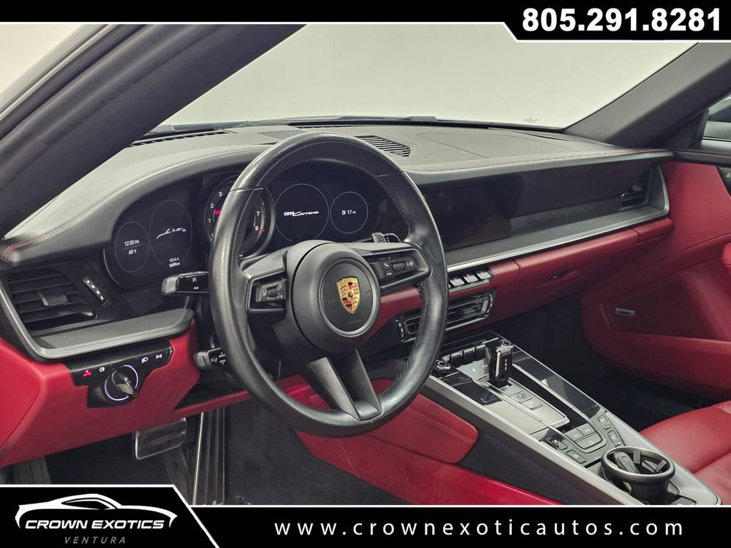 Used 2024 Porsche 911 Carrera RWD image 32