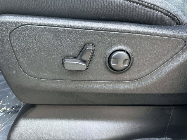 Certified 2023 RAM 1500 Big Horn AWD/4WD image 17