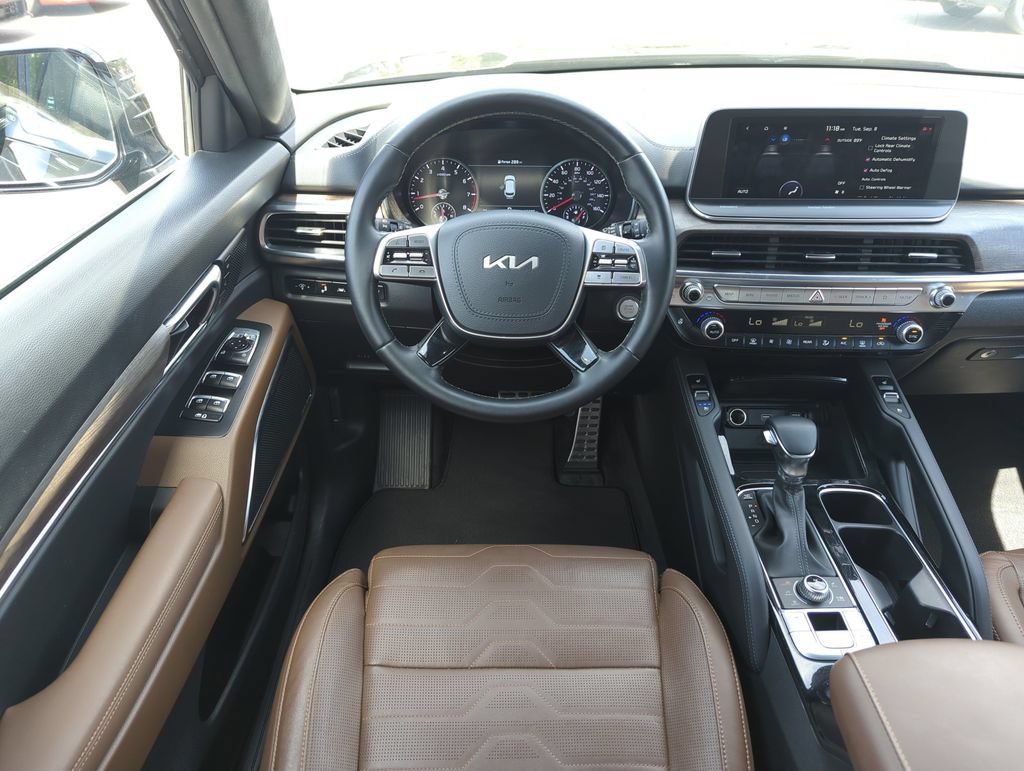 Used 2022 Kia Telluride SX w/ SX Prestige Package AWD/4WD image 14