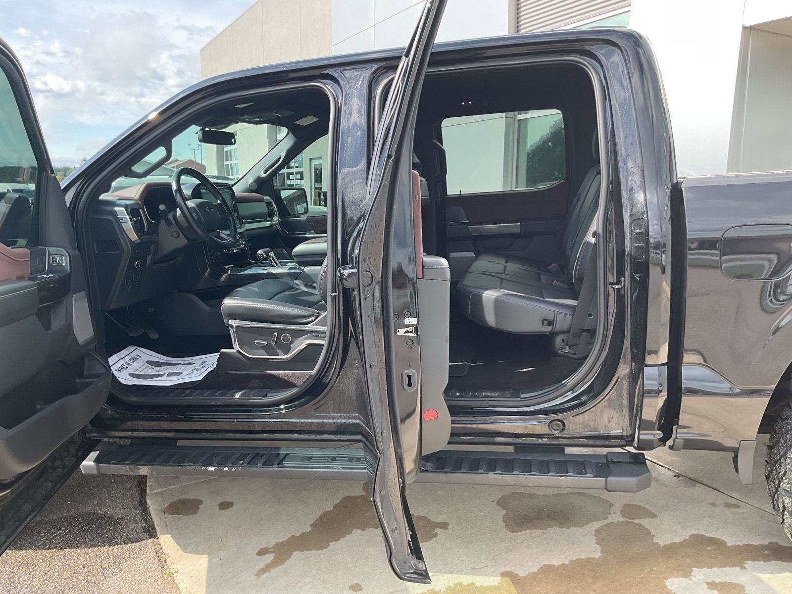 Used 2021 Ford F150 Lariat w/ Equipment Group 502A High image 45