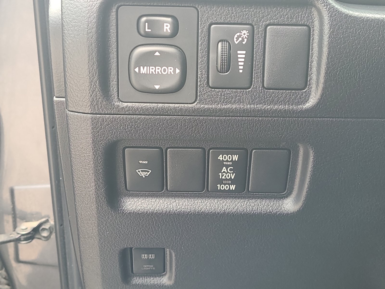 Used 2016 Toyota 4Runner TRD Pro AWD/4WD image 23