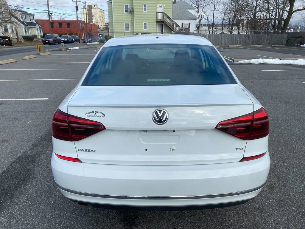 Used 2018 Volkswagen Passat 2.0T S image 6
